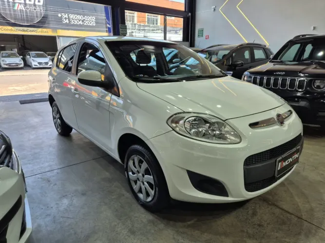 Fiat Palio Attractive 1.0 EVO Fire Flex 8V 5P 2016