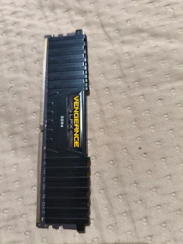 Memória RAM Corsair vengeance LPX 8GB