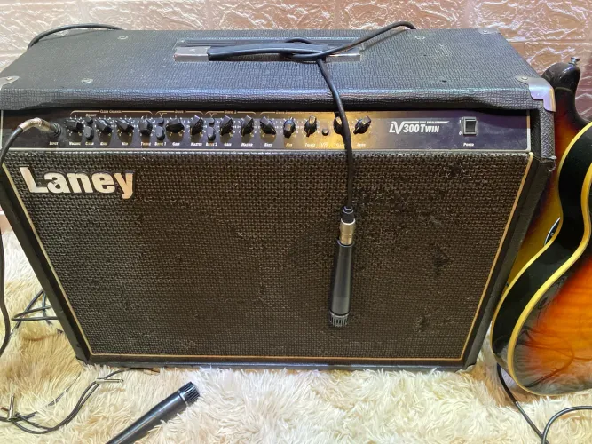 Amplificador LV 300 twin