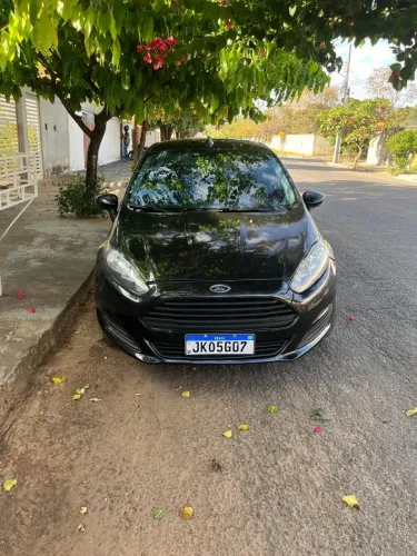 Ford Fiesta 1.5 16V Flex Mec. 5P 2014