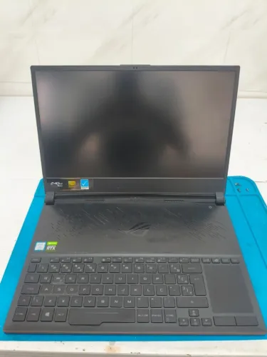 Asus ROG Zephyrus S - i7 9750h RTX 2080 COM DEFEITO/SUCATA