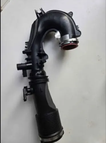 Tubo de admissão de ar GLA 200
