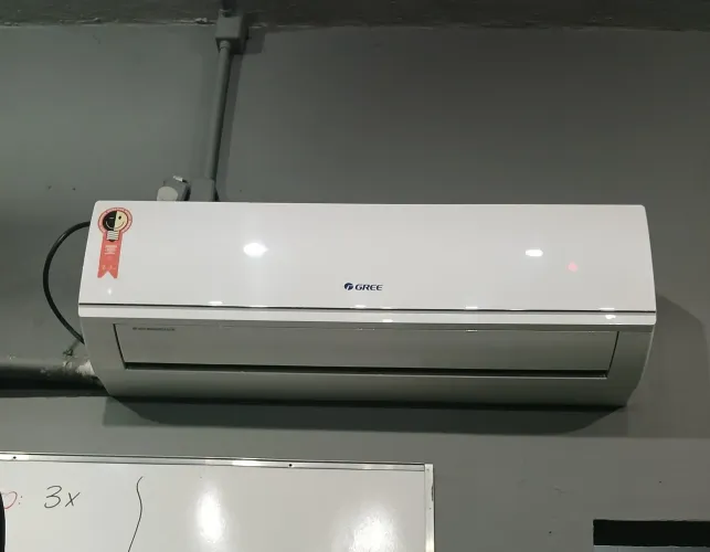 AR CONDICIONADO 18BTUS
