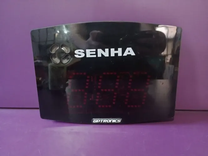Painel de Senha Digital Eletrônico GPTRONICS Agilize Slim 25 - Aceito Cartão
