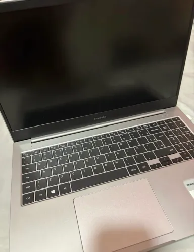 Samsung Book E30 Intel Core 13 + ACESSÓRIOS - 4GB 128SSD
