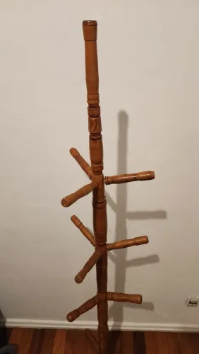 Cabideiro de madeira 