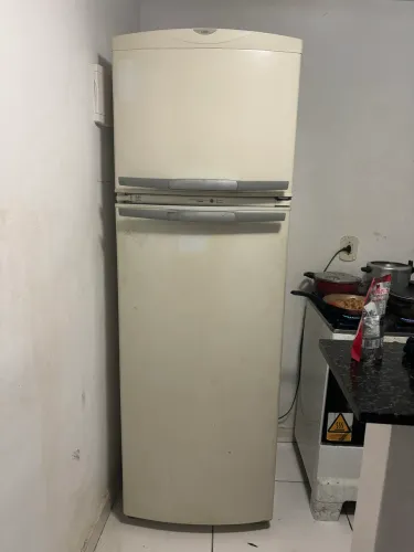 Vendendo Geladeira e Fogão