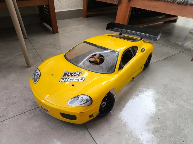 Automodelo elétrico 1/7 6s