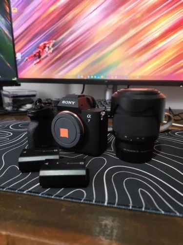 Sony A7IV + Lente 28-70mm Impecável 7k de Cliques