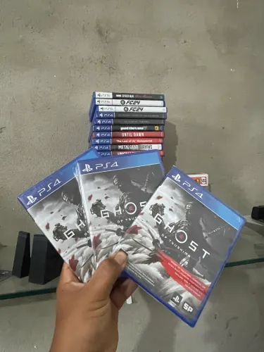 Jogos ps4 e ps5 semi novos e lacrados