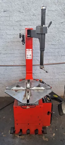 Máquina para troca de pneu 