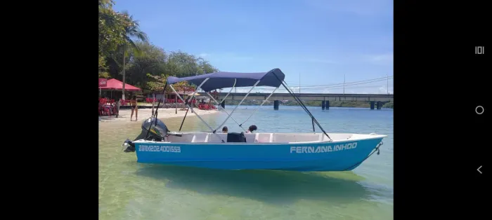 Barco de fibra