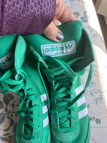 Tennis Adidas Japan H, uma edição lifestyle retrô