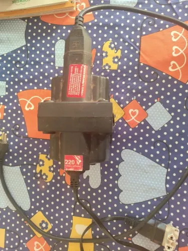 Transformador 220 watts usado