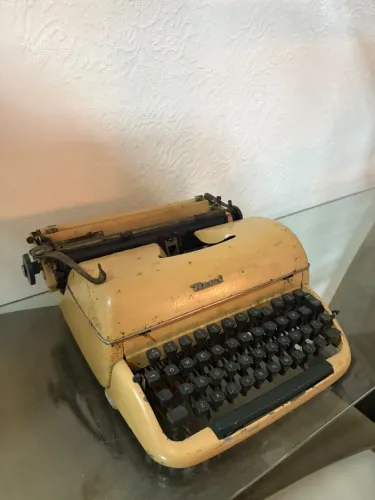 Máquina de Escrever Antiga peça decorativa