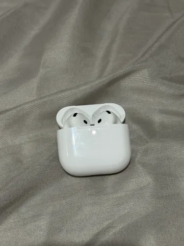 AirPods 4 NOVO