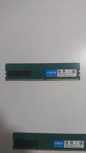 2 pentes de memória ram ddr4 8gb 3200mhz crucial