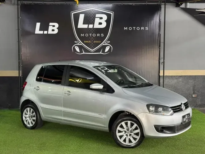 Volkswagen Fox 1.6 MI Total Flex 8V 5P 2013