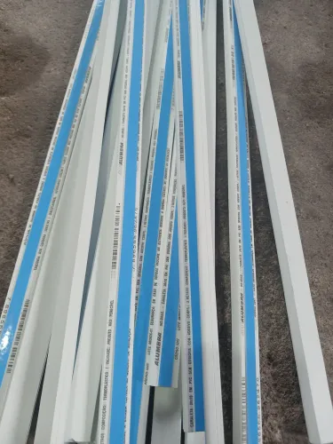 15 canaletas para elétrica com dupla face. Lote R$:100,00