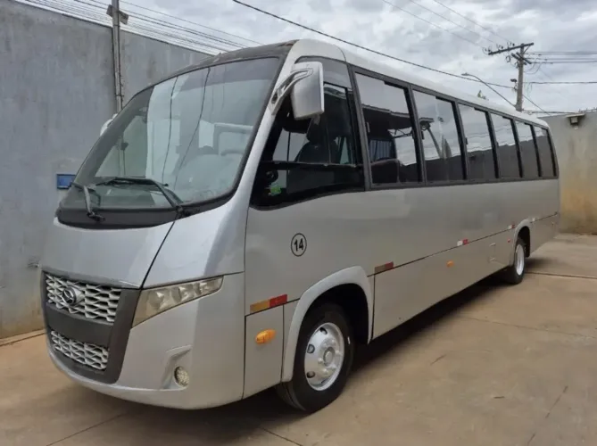 MICROÔNIBUS