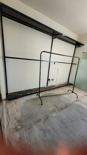 ARARA para roupas e outros em ótimo estado