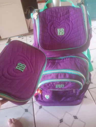 Mochila escolar RB/Rebeca bombom 