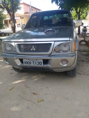 Mitsubishi L200 GLS 2.5 4X4 CD Diesel 2002