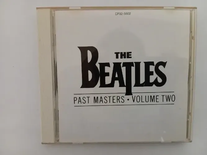 CD - The Beatles "Past Masters Volume Two" Importado Usado