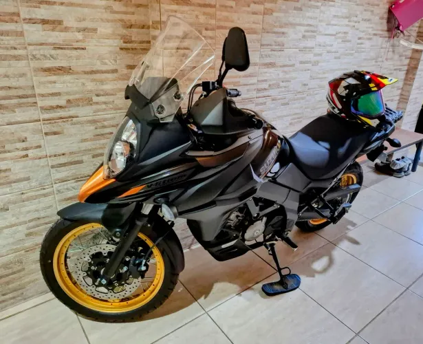 Vstron 650XT 2025 Impecável 
