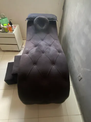 Maca luxo preta, com almofada e escada semi nova