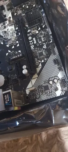 Placa Mãe AsRock AM4 Ryzen 3 5 7 9 Athlon DDR4 USADA!