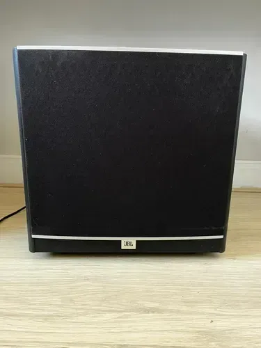 Subwoofer JBL Arena Sub 100P. 10 pol, 150Wrms. OBS: C/ DEFEITO NA FONTE