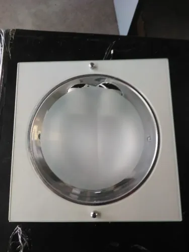 12 Plafon de Embutir Branco (24,5cm x 24,5cm)