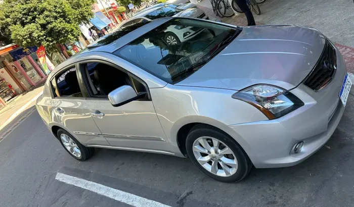 Nissan Sentra SL 2.0/ 2.0 Flex Fuel 16V Aut. 2013