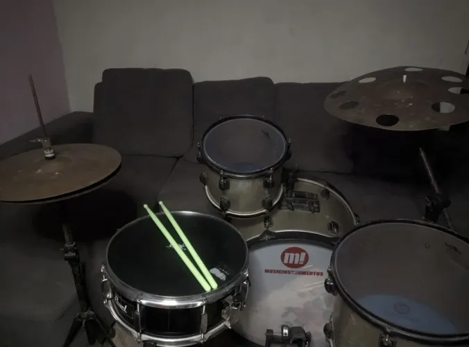 Bateria acústica RMV completa