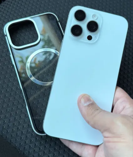 iPhone 16 Pro Max Branco