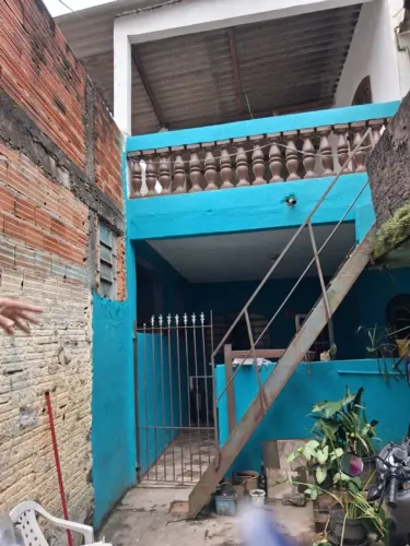 Imóvel para venda tem 400 metros quadrados em Vila Galvão - Guarulhos - SP