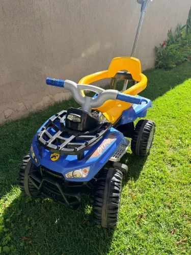 Quadriciclo Infantil com Pedal Motoca Carrinho de Passeio