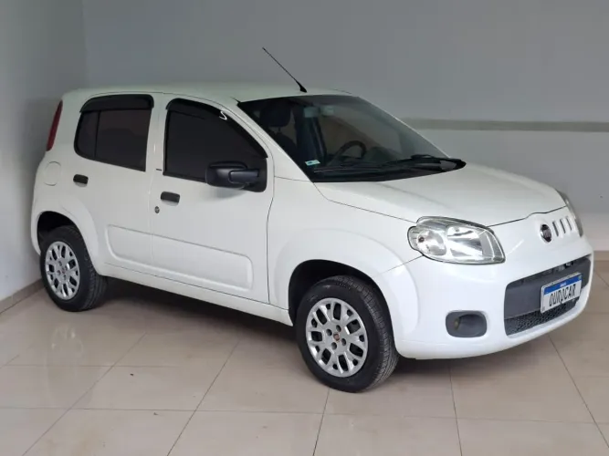 Fiat Uno Vivace Celeb. 1.0 EVO F.flex 8V 5P 2013