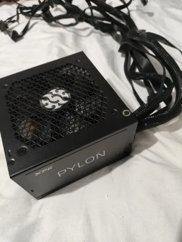 Fonte XPG Pylon 650w - Bronze