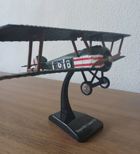 Miniatura Avião Sopwitch FMI