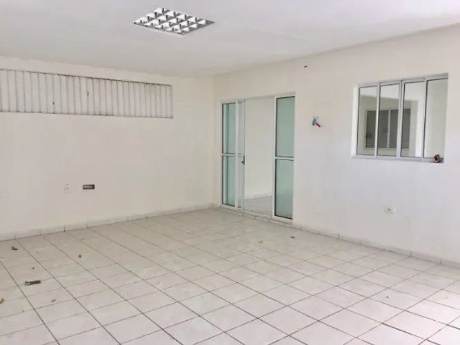 Casa no Ipsep 4 quartos , 230m , toda reformada R$390 mil
