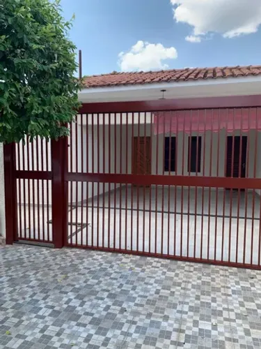 Casa Térrea 153m² Bairro Alto -3 Qts, Área Gourmet Fechada e Garagem-Aceita Financiamento