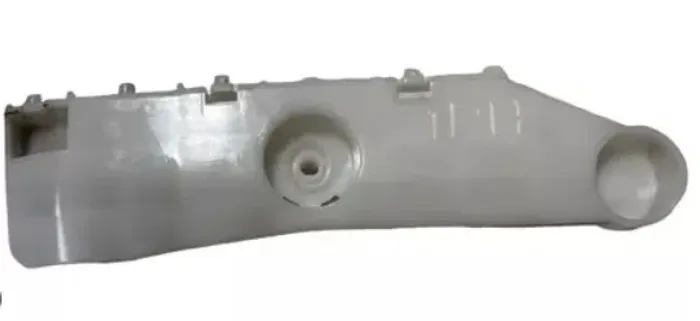 Guia Parachoque Traseiro Direito Nissan Versa 2017