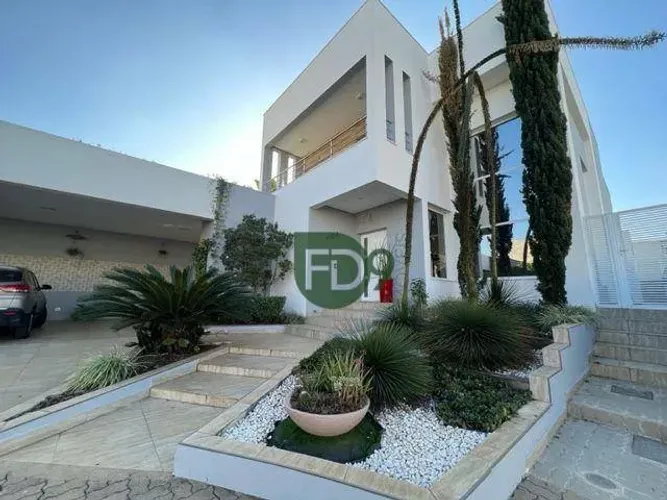 Casa com 5 quartos à venda, 476 m² por R$ 4.500.000 - Condomínio Residencial Villa San Pie