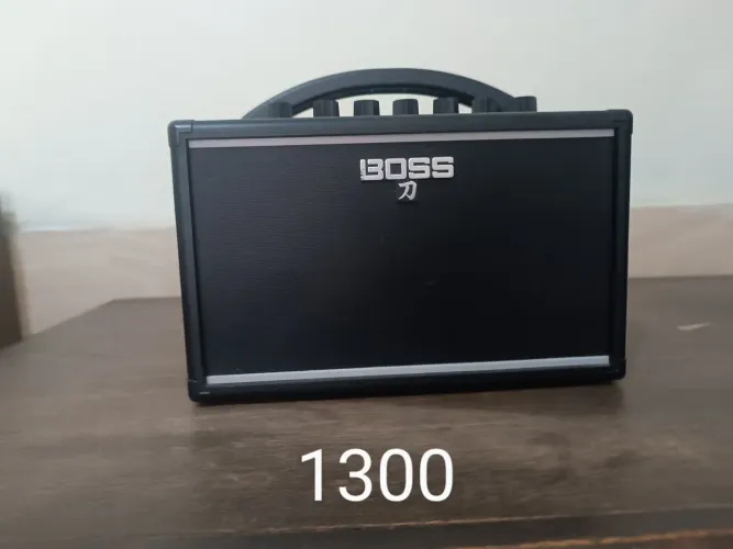 Amplificador Guitarra Boss Katana Mini