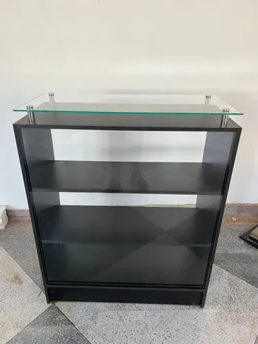 BALCÃO VITRINE C/ TAMPO DE VIDRO PRETO MDF 