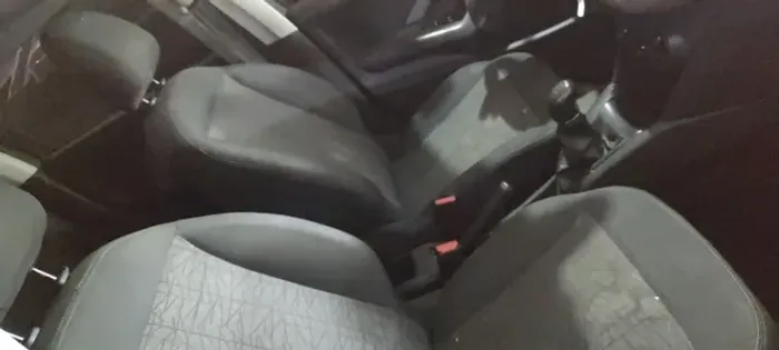 bancos peugeot 208