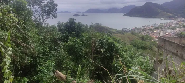 Carmen Imoveis Vende Terreno em Muriqui