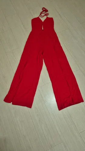 Macacão vermelho viscose LAISSEZ FAIRE Tam. P